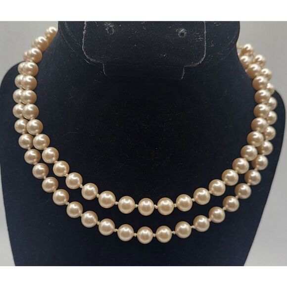 Vintage 50s Double Strand Simualted Pearl Necklace 18in - Picture 2 of 4